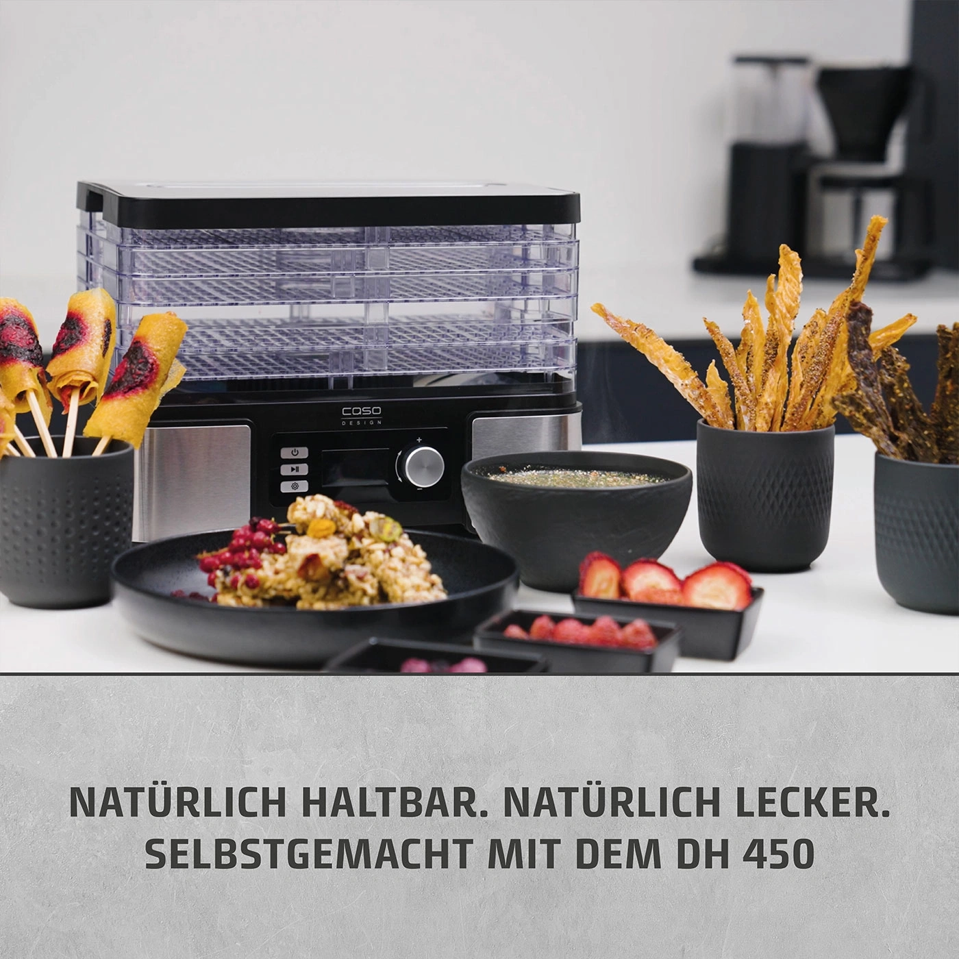Lebensmittel-Trockner mit Snacks und Text. Natürliche Haltbarkeit und Geschmack.