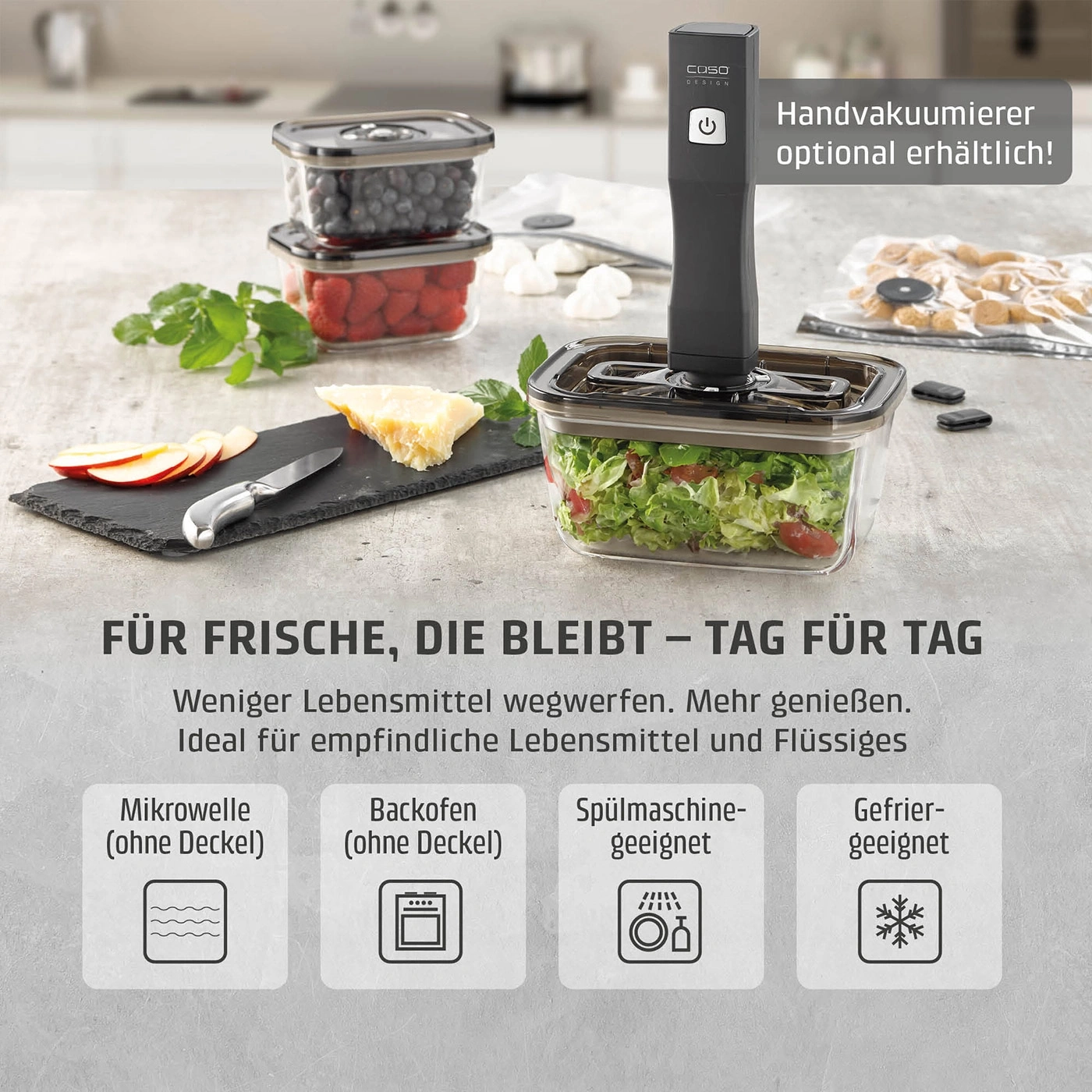 Vakuumierbehälter mit Handvakuumierer und Lebensmitteln