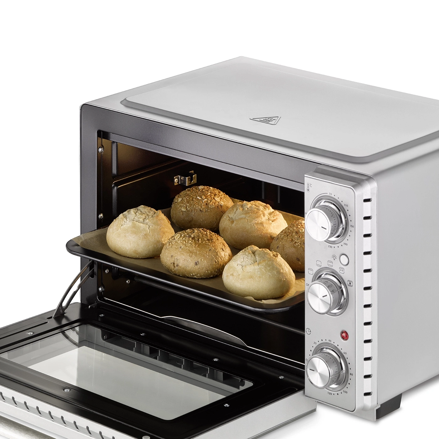 Ofen mit Brötchen, Backblech, geöffneter Tür, Knöpfen, silberfarben, Küche, Backen