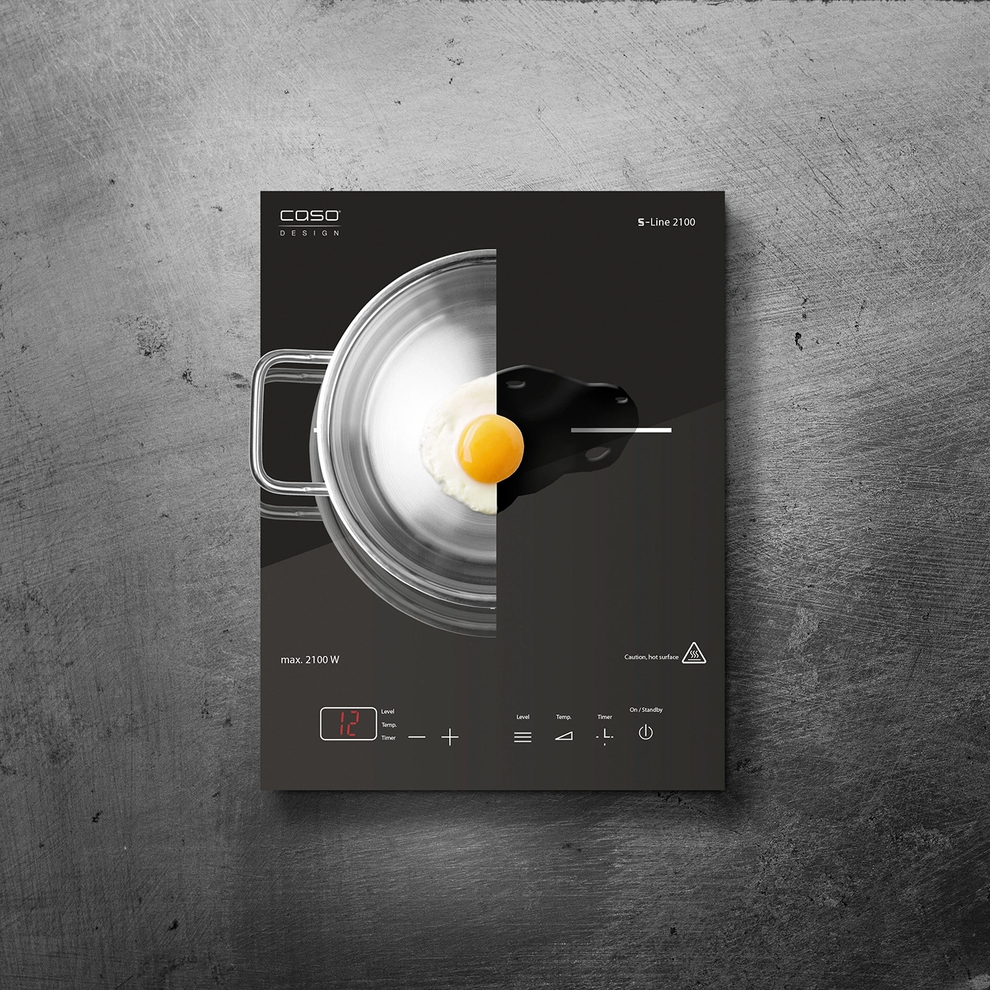 Induktionskochfeld mit Ei und Topf, schwarzes Design, grauer Hintergrund, Kochen.