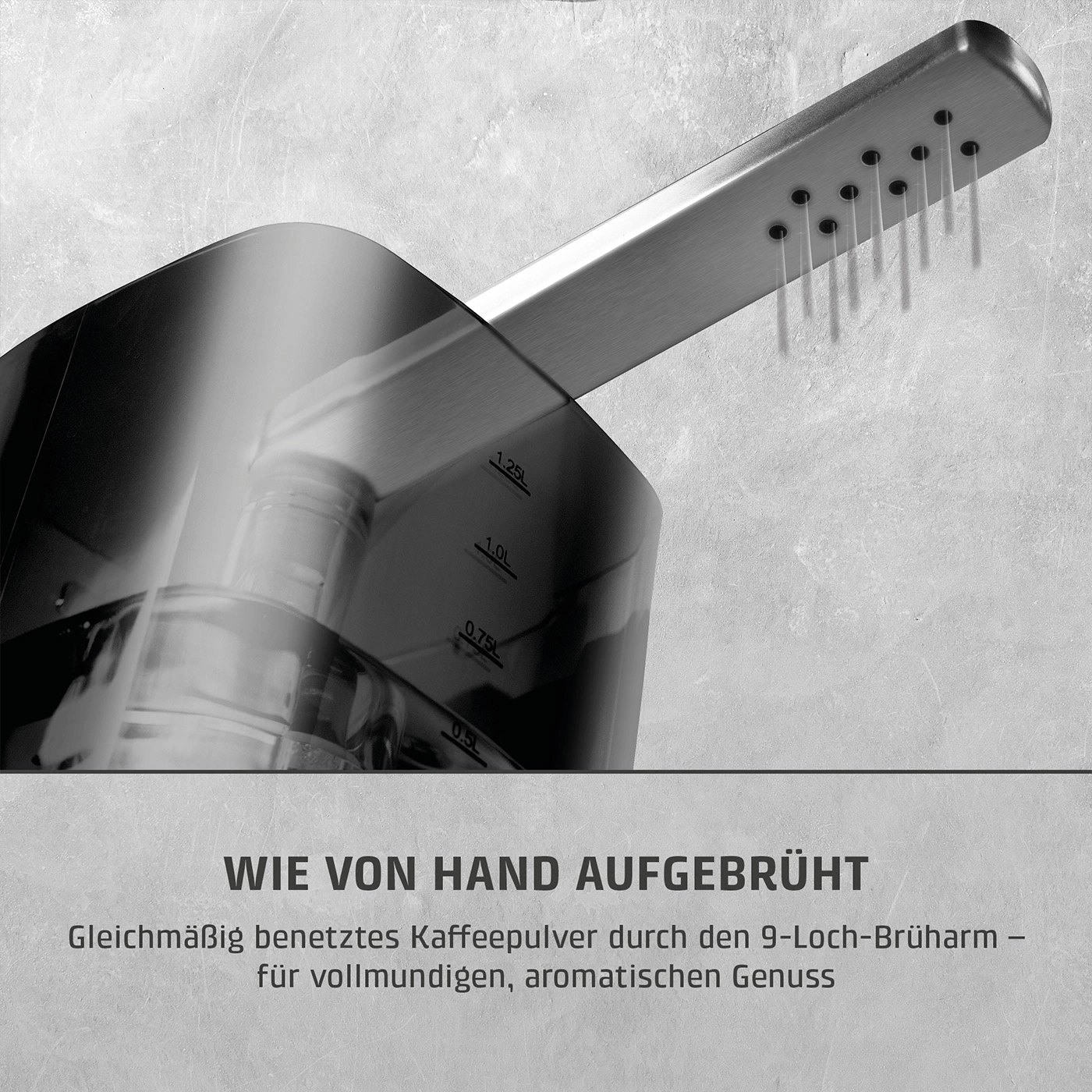 Kaffeemaschine mit Wasserdurchlauf und Markierungen