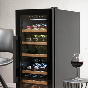 WineExclusive 38 Smart Design wine cooler, for up to 38 bottles, 2 temperature zones
