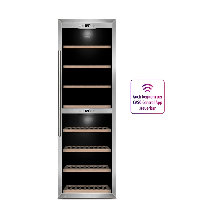 Weinkühlschrank mit Holzregalen und digitaler Anzeige, steuerbar per App.