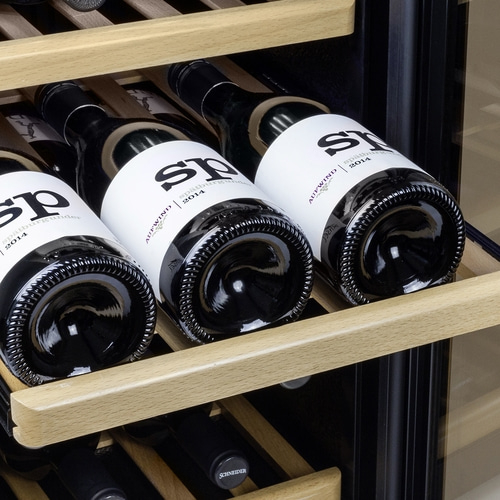 WineComfort 660 Smart Design Weinkühlschrank, für bis zu 66 Flaschen, 2 Temperaturzonen
