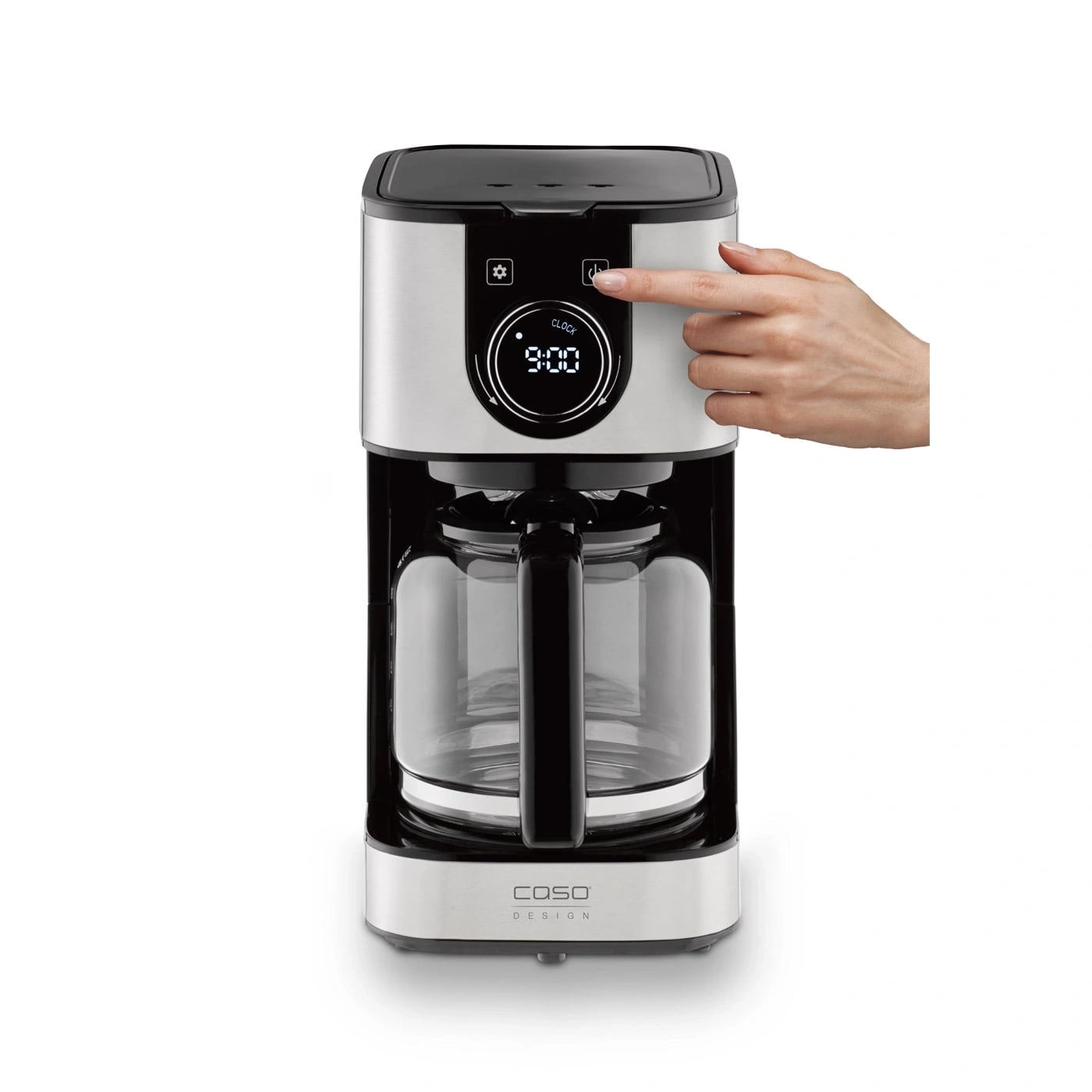 Kaffeemaschine mit digitaler Anzeige und Bedienung durch eine Hand