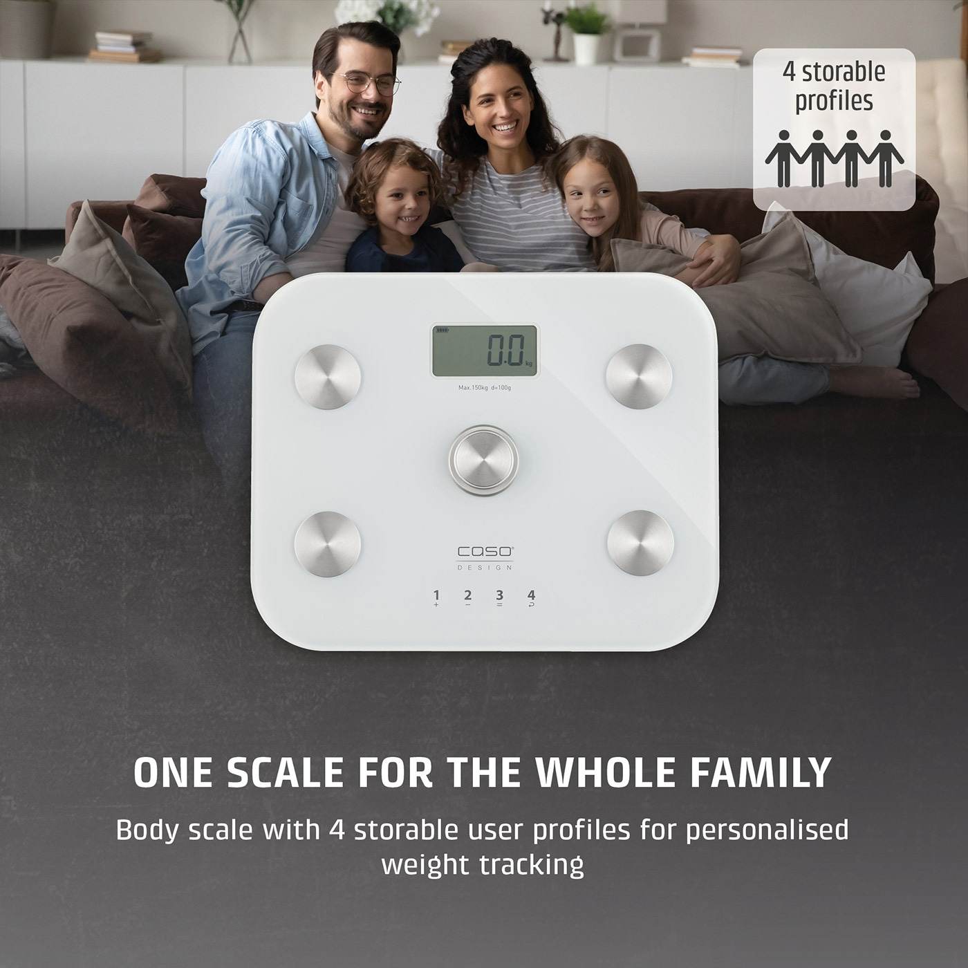 A white scale with a family in the background and text in German.