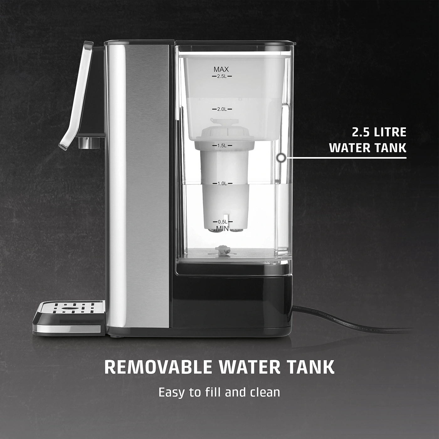 Kettle with removable water tank, 2.5 liters, easy to fill and clean.