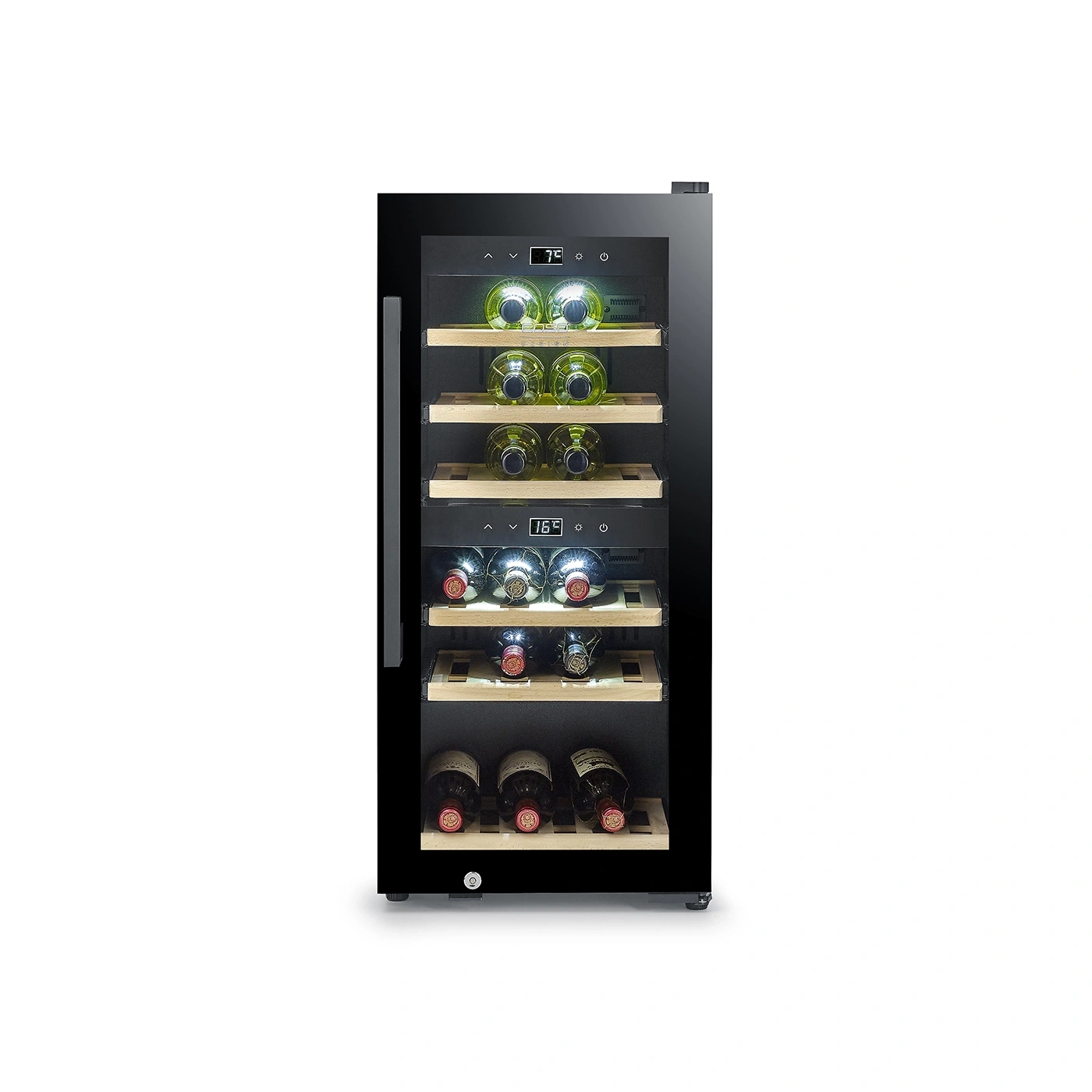 Ein moderner schwarzer Weinkühlschrank mit Glastür und Holzböden, gefüllt mit Weinflaschen.