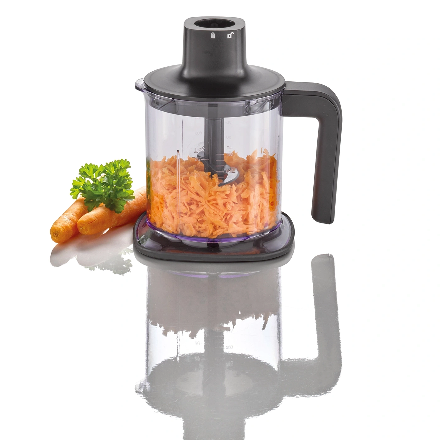 Küchenmaschine mit Karotten, Petersilie, Gemüse, Zerkleinerer, Mixer, Essen, Kochen