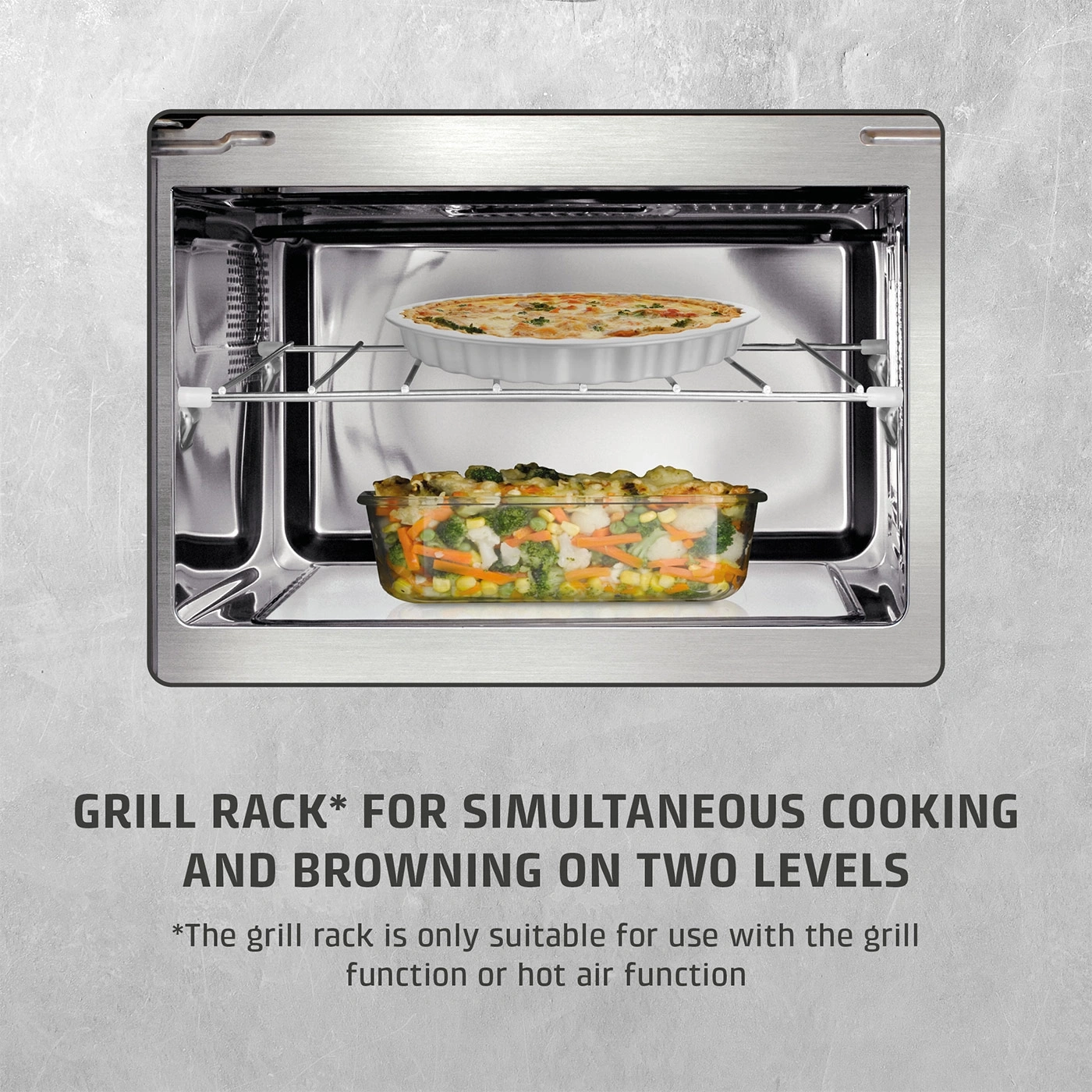 Oven with two levels for simultaneous cooking and browning.