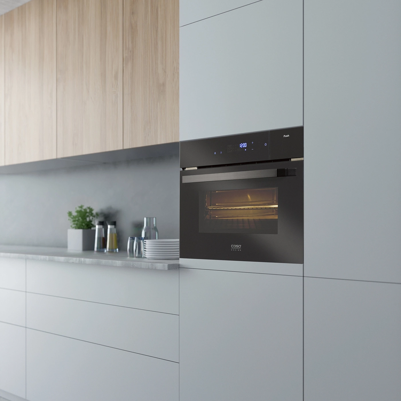 Einbau-Backofen in moderner Küche. Schwarzer Ofen, graue Schränke, Holzdekor, Küchenutensilien.